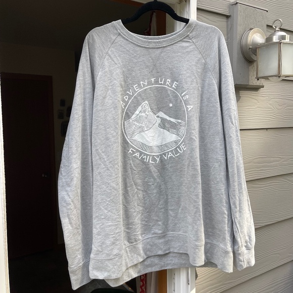 Elsage Sweatshirt - Picture 1 of 2